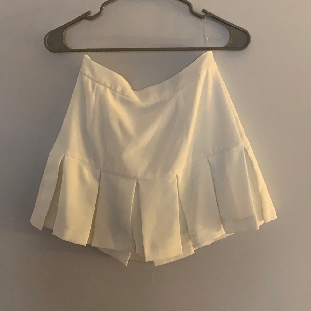White mini skirt